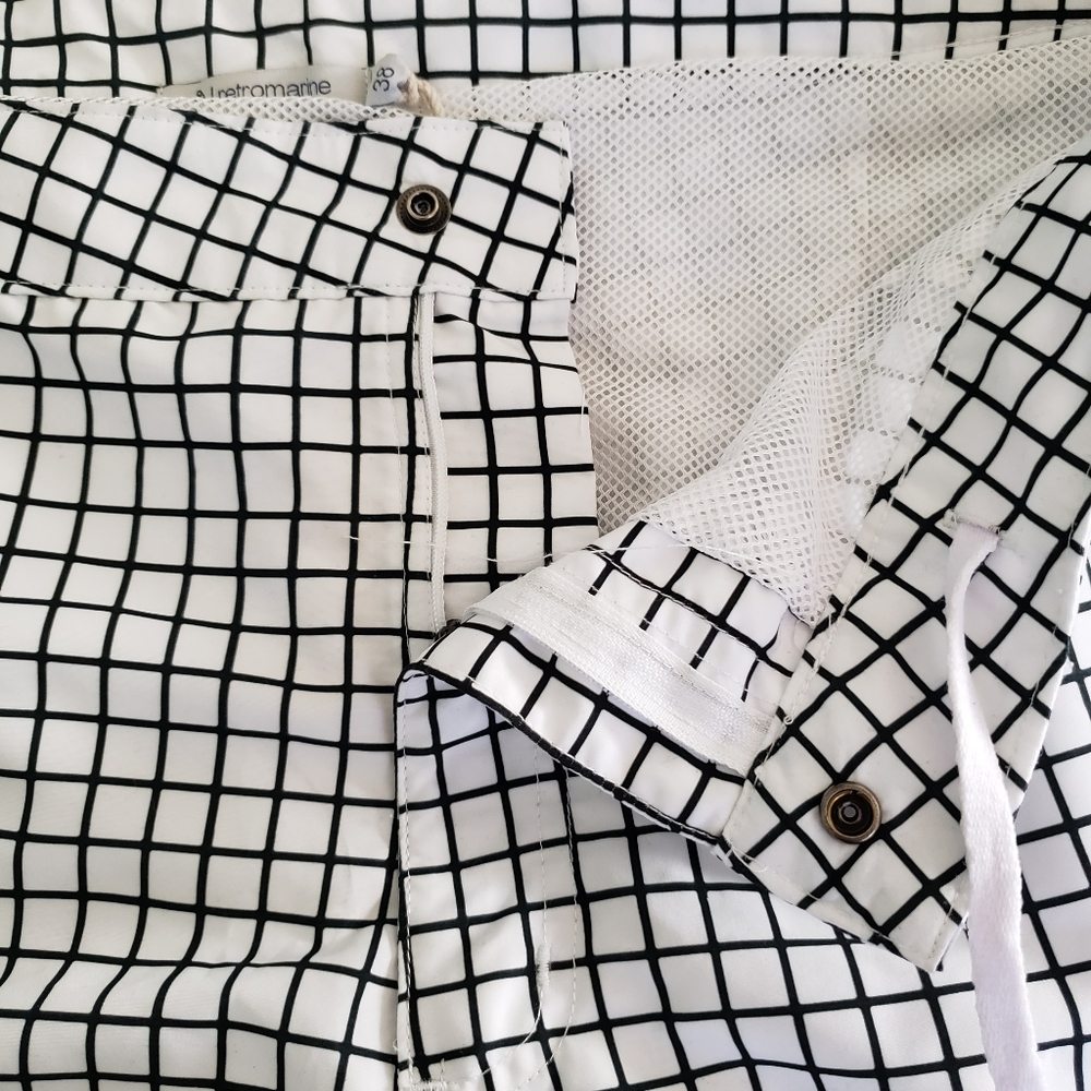 Banana Republic Retromarine board shorts size 38